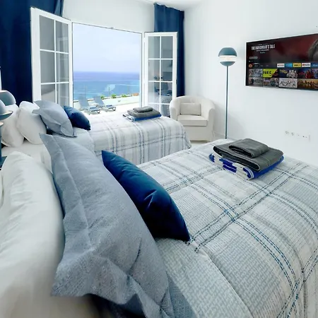 Luxury Puerto Del Carmen - 4 Bedrooms - La Perla Modern Furnishings Stunning Sea Views Villa