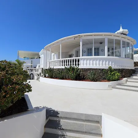 Villa Luxury Puerto Del Carmen 4 Bedrooms La Perla Modern Furnishings Stunning Sea Views