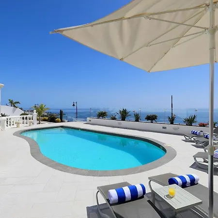 Villa Luxury Puerto Del Carmen 4 Bedrooms La Perla Modern Furnishings Stunning Sea Views *