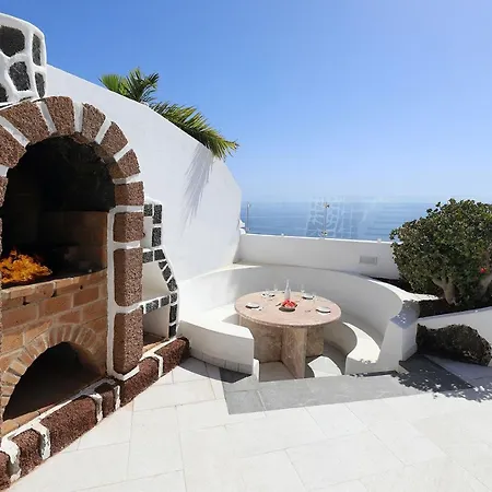 Villa Luxury Puerto Del Carmen 4 Bedrooms La Perla Modern Furnishings Stunning Sea Views