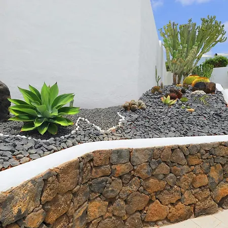 Luxury Puerto Del Carmen 4 Bedrooms La Perla Modern Furnishings Stunning Sea Views Villa Tias
