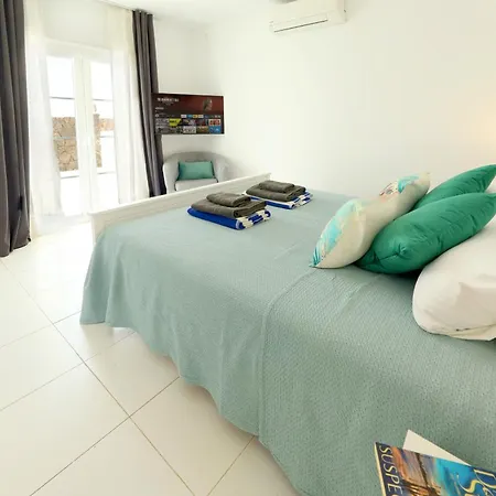 Luxury Puerto Del Carmen 4 Bedrooms La Perla Modern Furnishings Stunning Sea Views Villa Tias