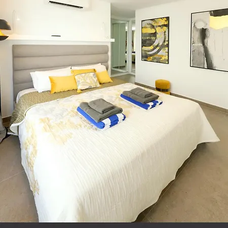 Luxury Puerto Del Carmen 4 Bedrooms La Perla Modern Furnishings Stunning Sea Views