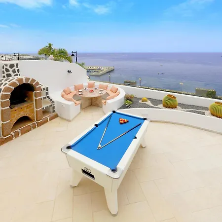 Villa Luxury Puerto Del Carmen 4 Bedrooms La Perla Modern Furnishings Stunning Sea Views Tias