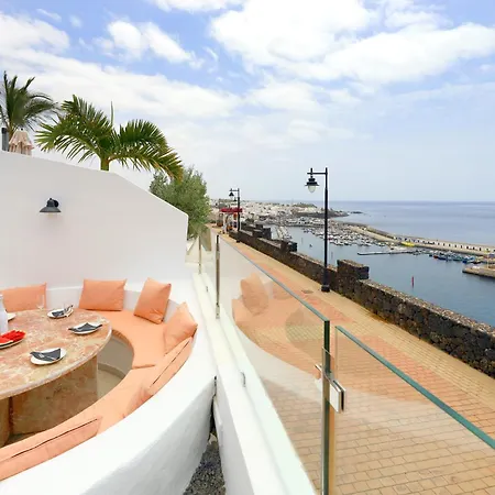 Luxury Puerto Del Carmen 4 Bedrooms La Perla Modern Furnishings Stunning Sea Views Tias