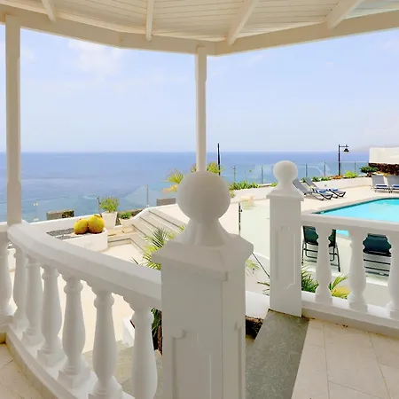 Luxury Puerto Del Carmen 4 Bedrooms La Perla Modern Furnishings Stunning Sea Views Villa