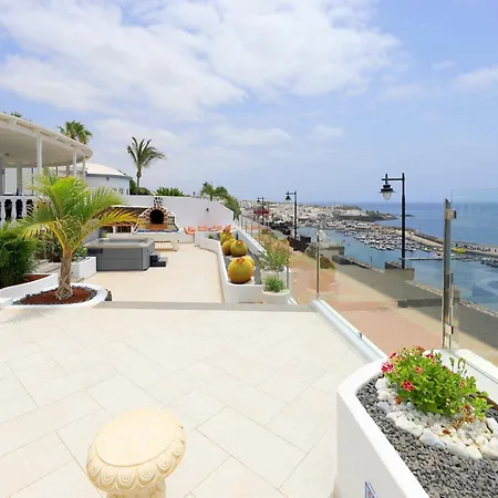 ヴィラ Luxury Puerto Del Carmen 4 Bedrooms La Perla Modern Furnishings Stunning Sea Views ティアス