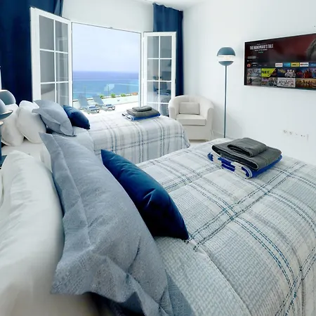 Villa Luxury Puerto Del Carmen 4 Bedrooms La Perla Modern Furnishings Stunning Sea Views *