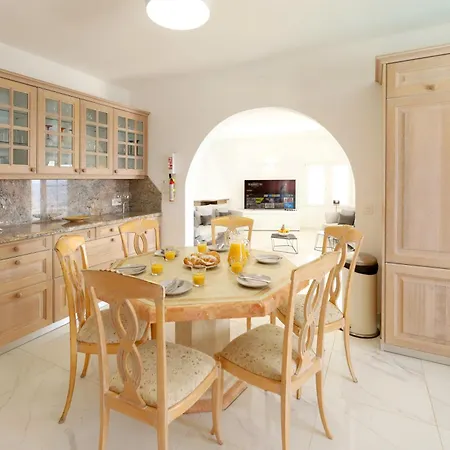 Luxury Puerto Del Carmen 4 Bedrooms La Perla Modern Furnishings Stunning Sea Views Villa Tias